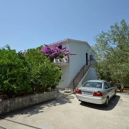 Jure.1 Apartman *